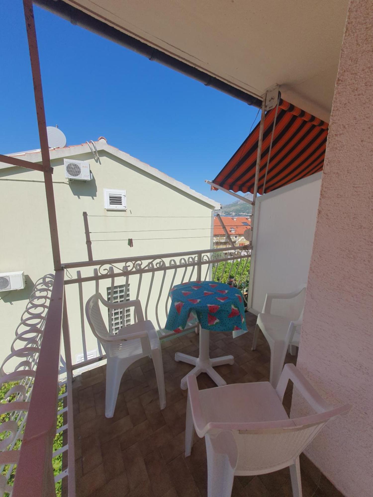 Apartmani Miljak Omiš Zimmer foto