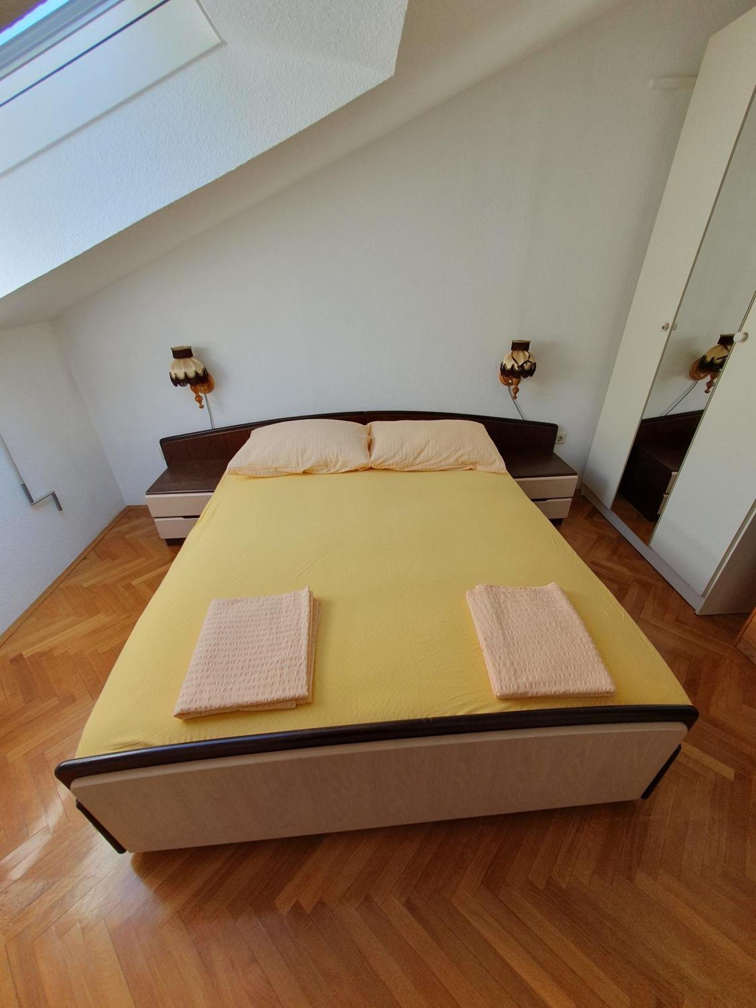 Apartmani Miljak Omiš Zimmer foto