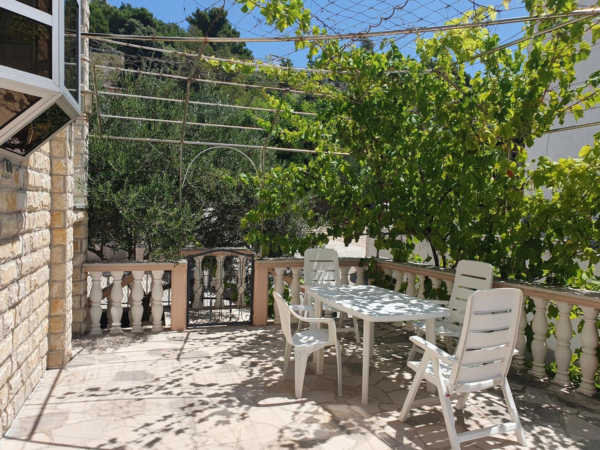 Apartmani Miljak Omiš Exterior foto